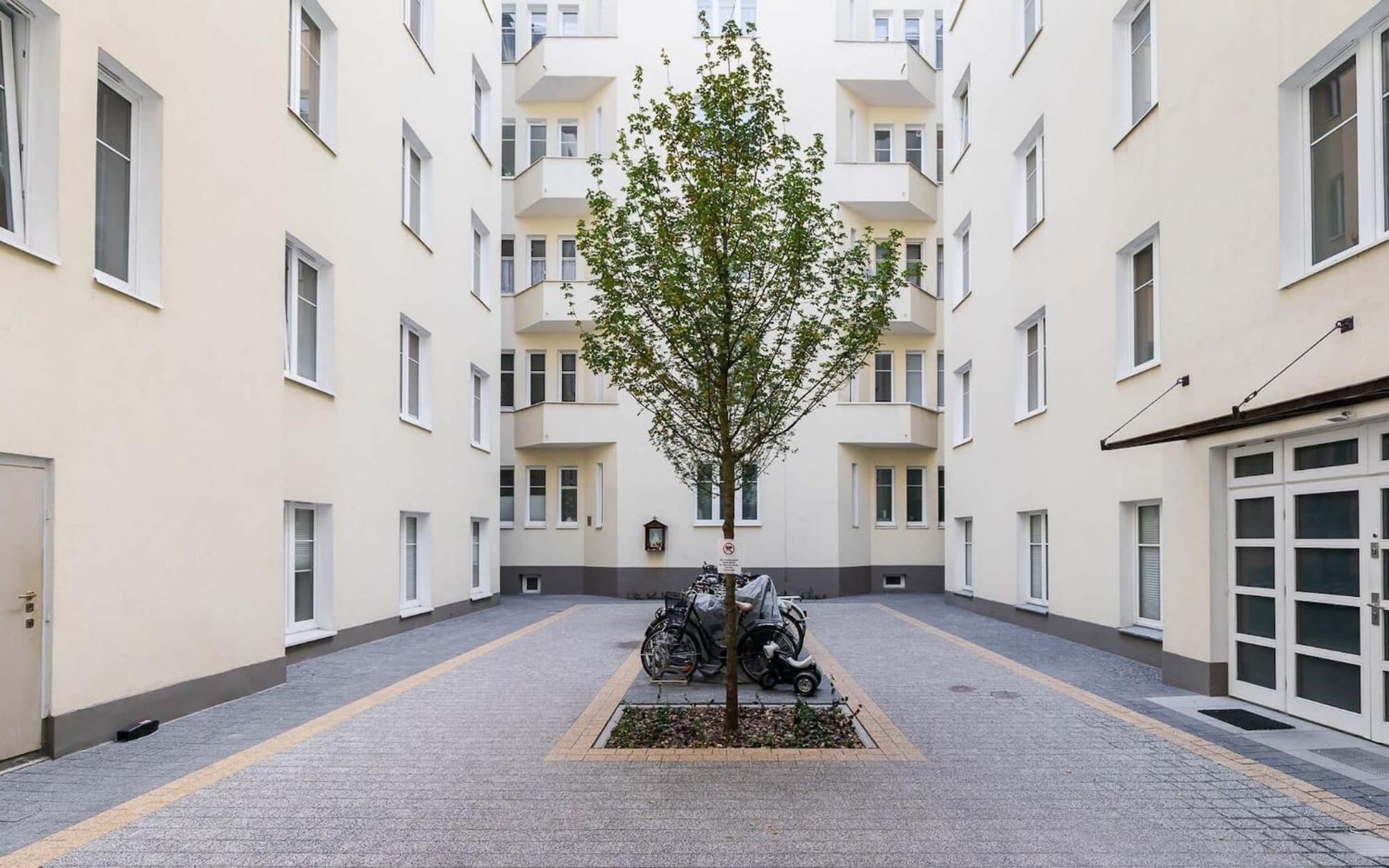 Rent Like - Kujawska 3